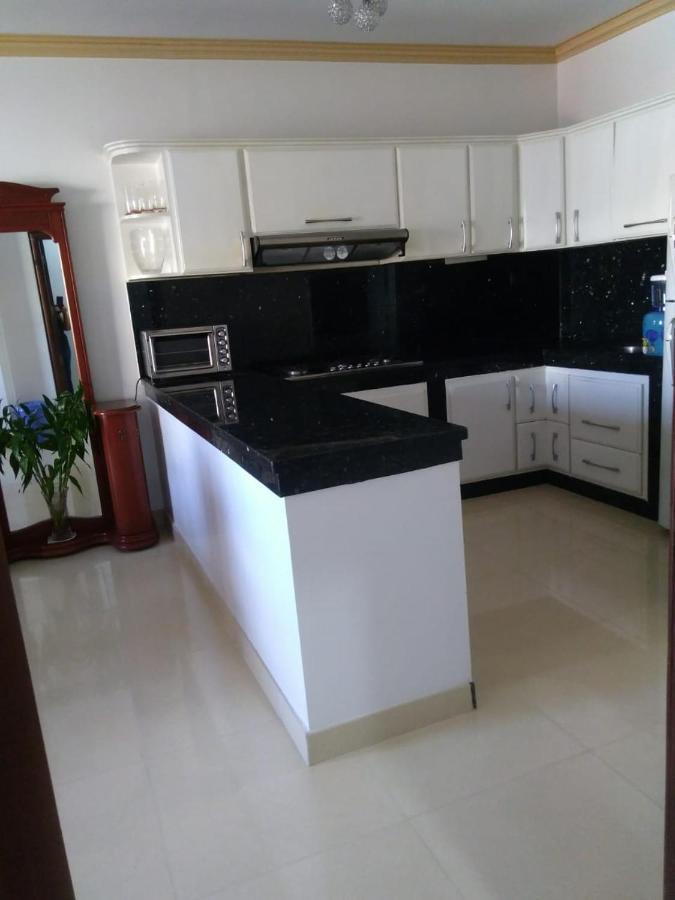 Departamentos Marcecilia De 2 Y 3 Habitaciones En El Centro De Manta Exterior photo