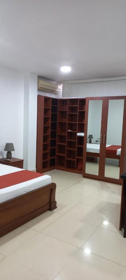 Departamentos Marcecilia De 2 Y 3 Habitaciones En El Centro De Manta Exterior photo